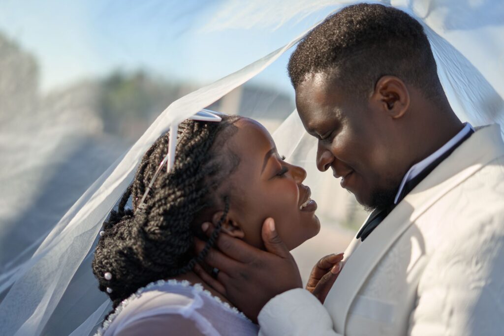 Maisha, Ndoa na Mafanikio